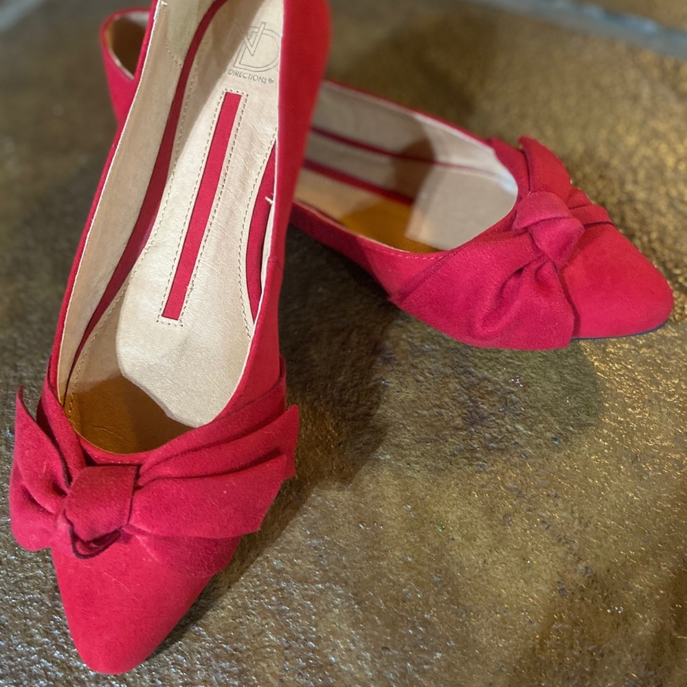 Red New Direction flats